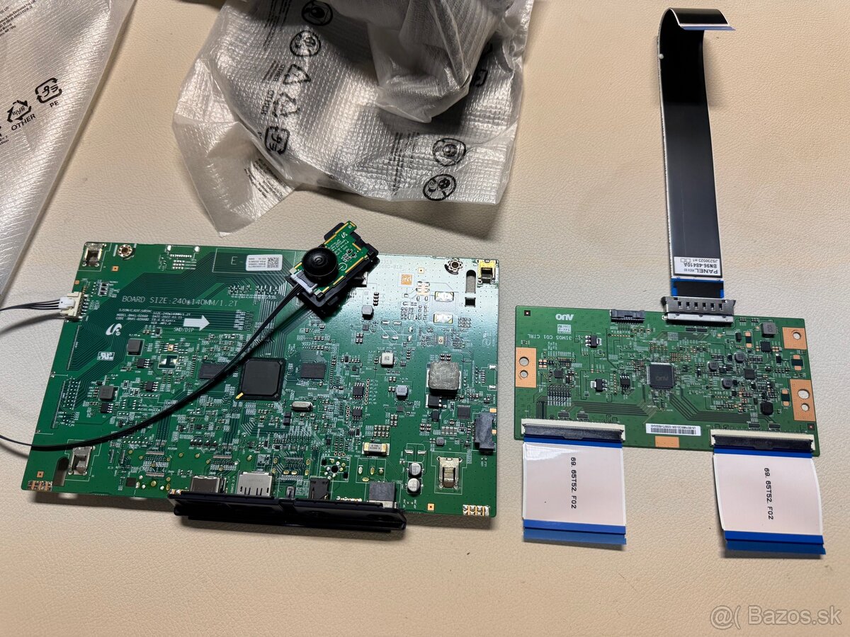 Samsung LCD U32R590CWP diely UR590 - 2