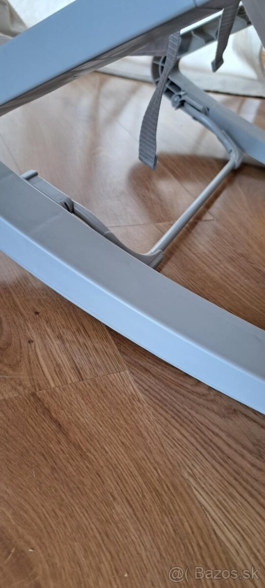 Predám detske hupacie kresielko - 2