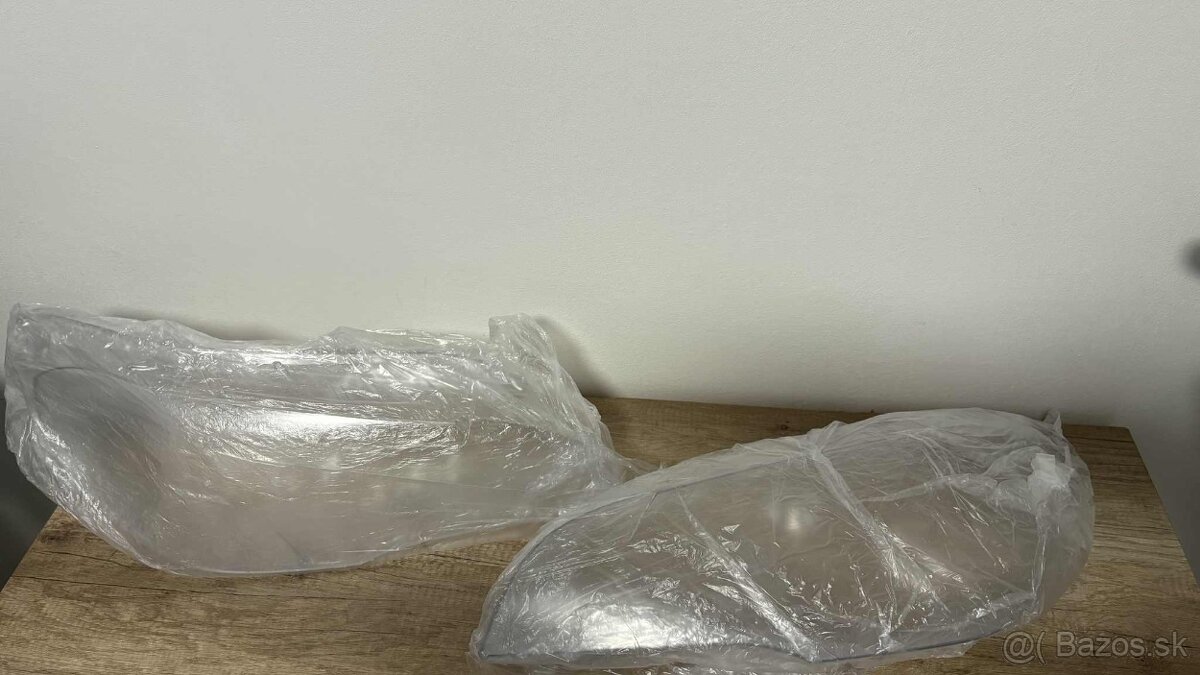 Kryty svetiel BMW X5/E70 08-13 - 2