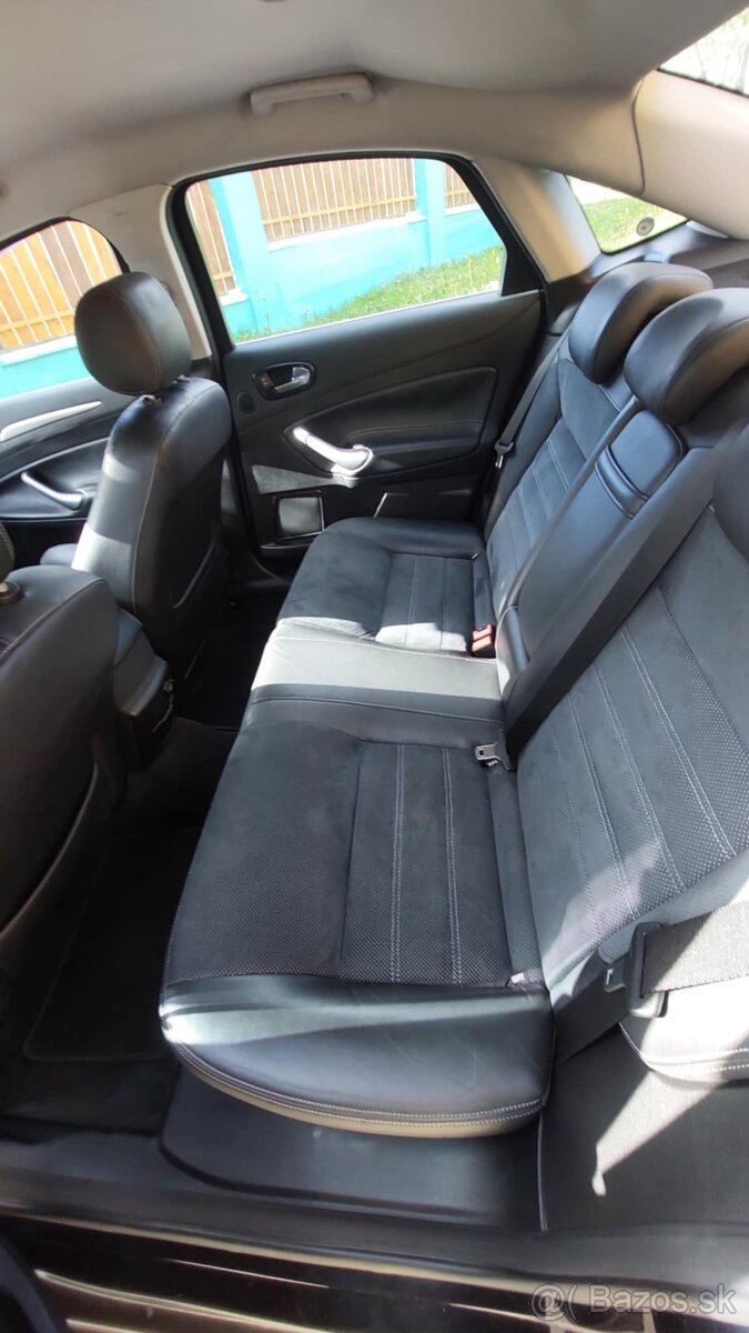 Interier TITANIUM - 2