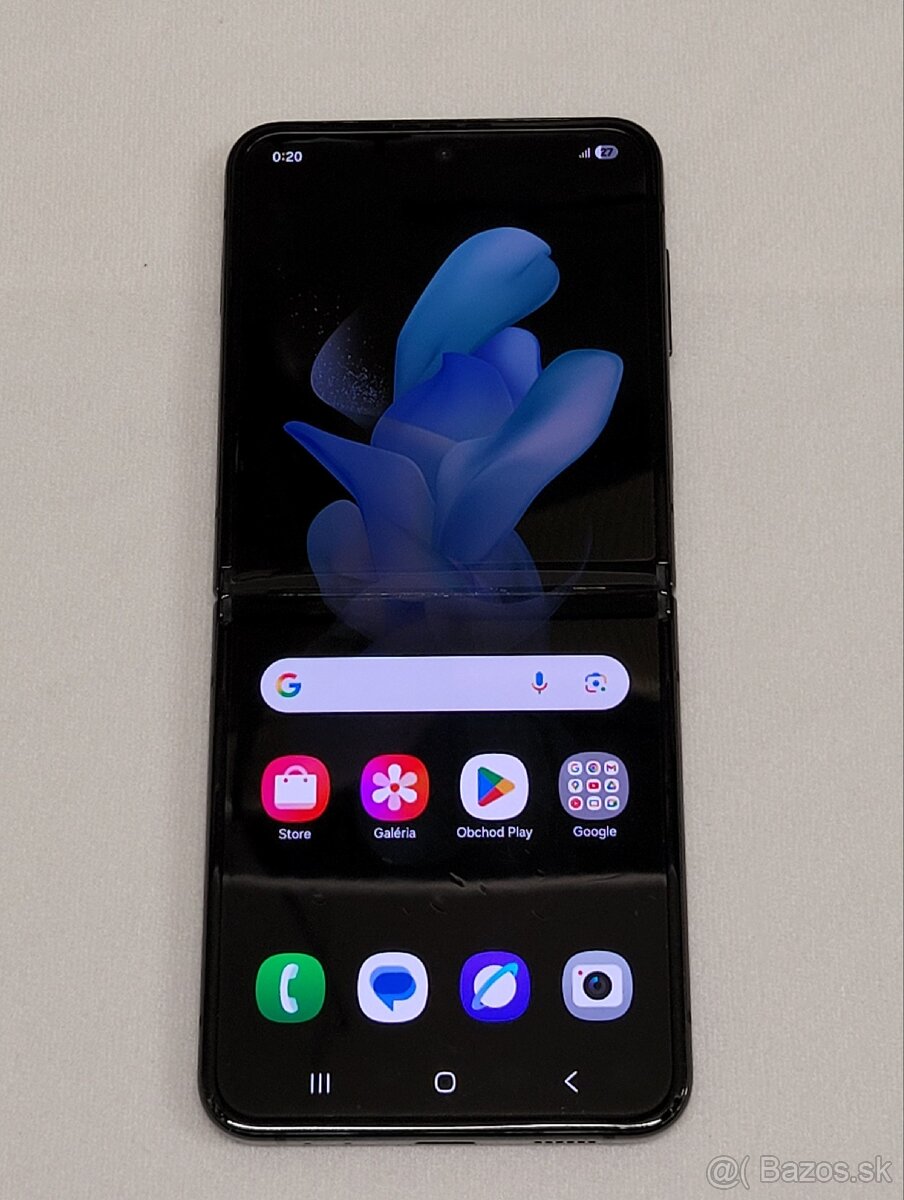 Samsung Galaxy Z Flip 4 - 2
