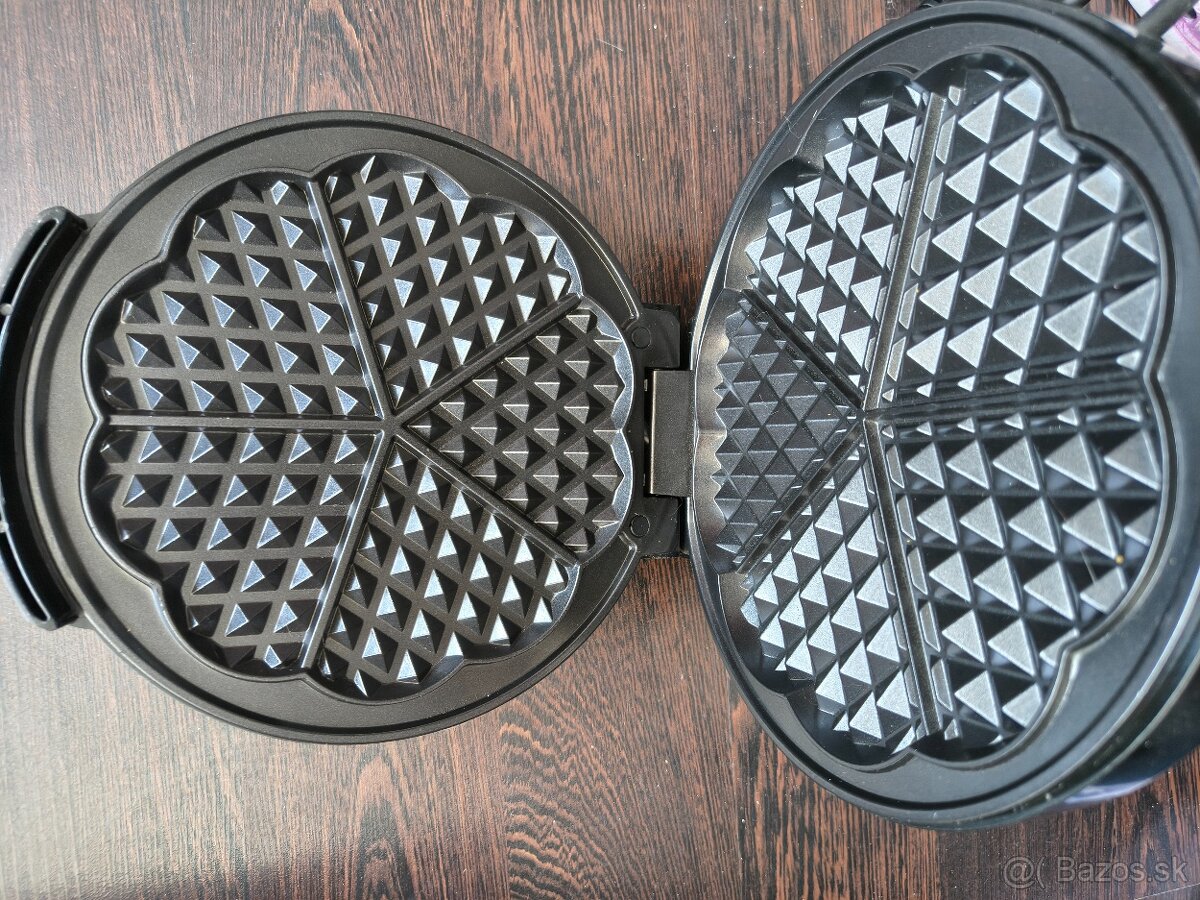 vaflovač SilverCrest Waffle Maker SWE 1200 E1 - 2