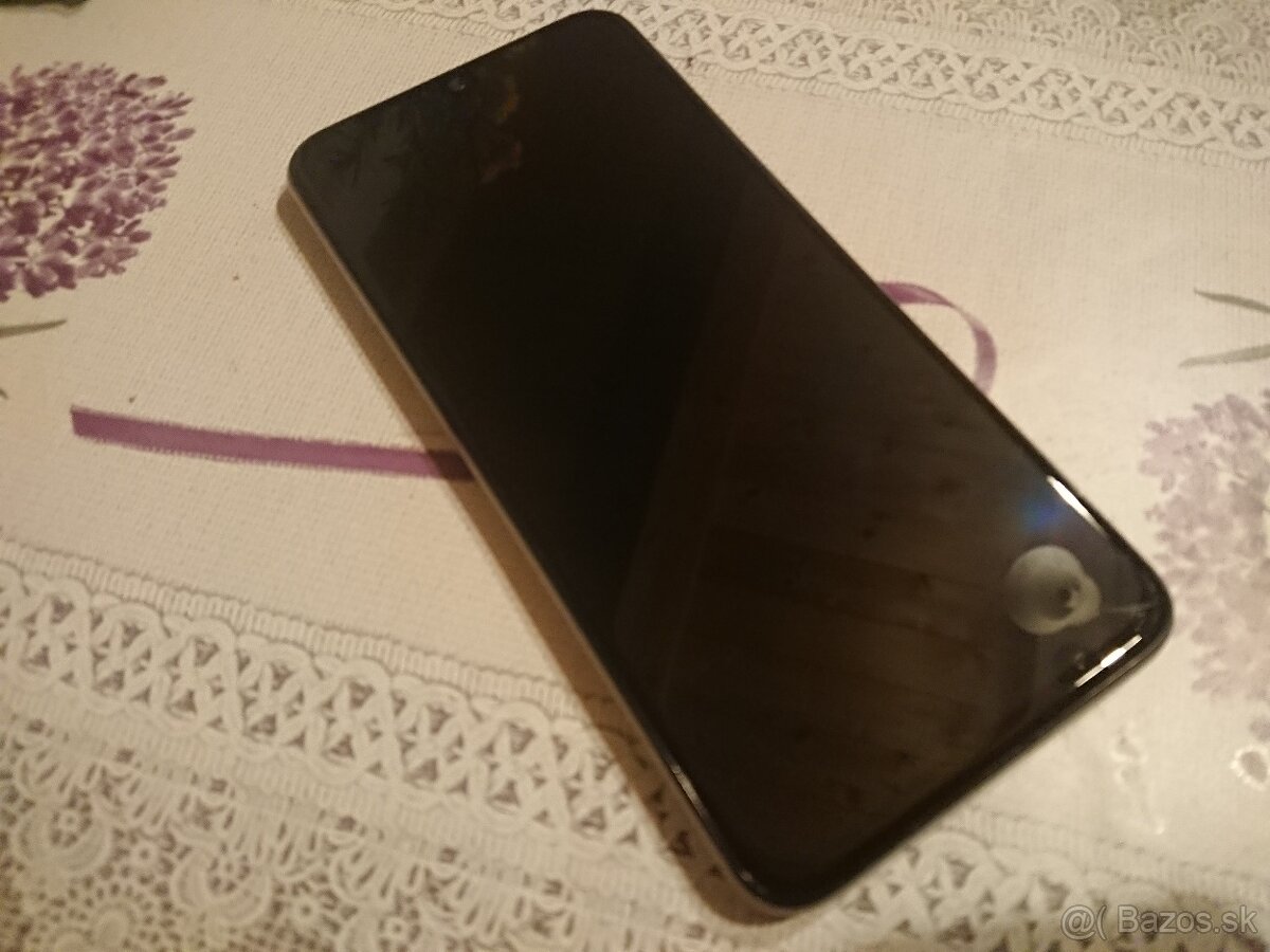 Samsung Galaxy A40 - 2