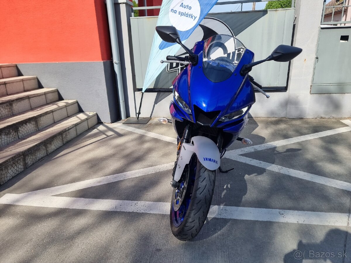Yamaha R3 - 2