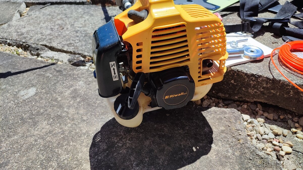 Krovinorez RIWALL rpb 420 - 2