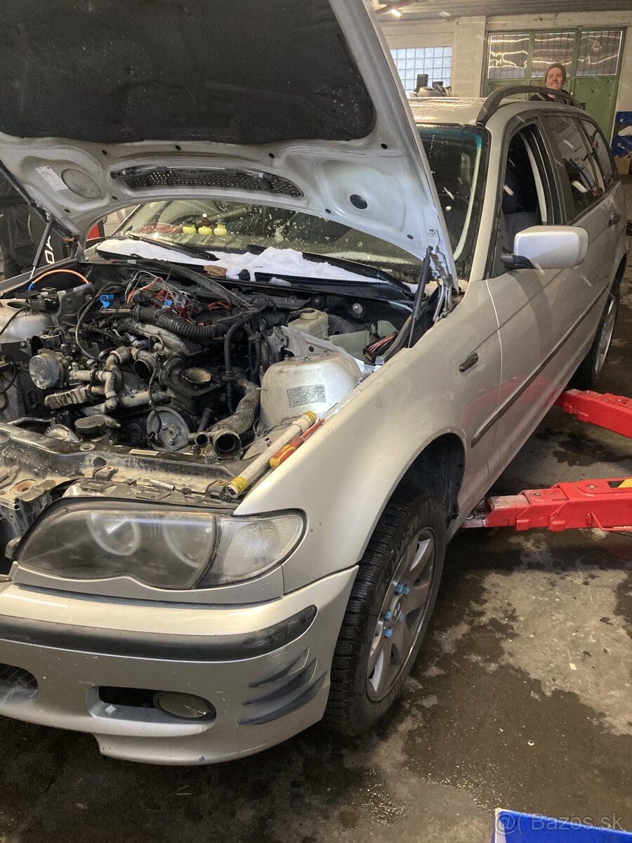 Predám alebo rozpredám BMW E46 320d 2002 touring - 2