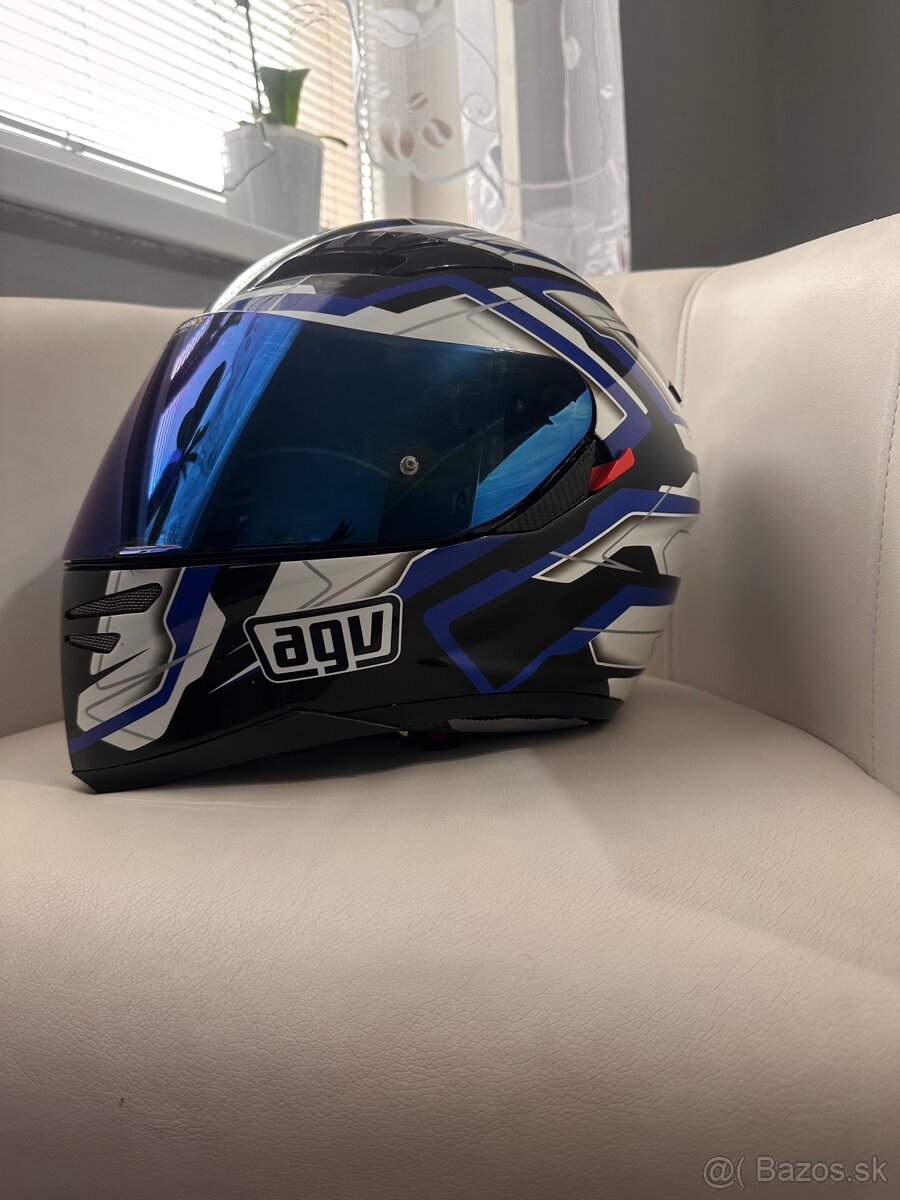 Agv prilba - 2