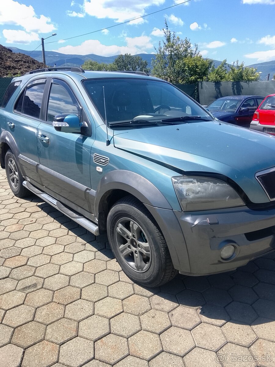 KIA SORENTO na náhradné diely - 2