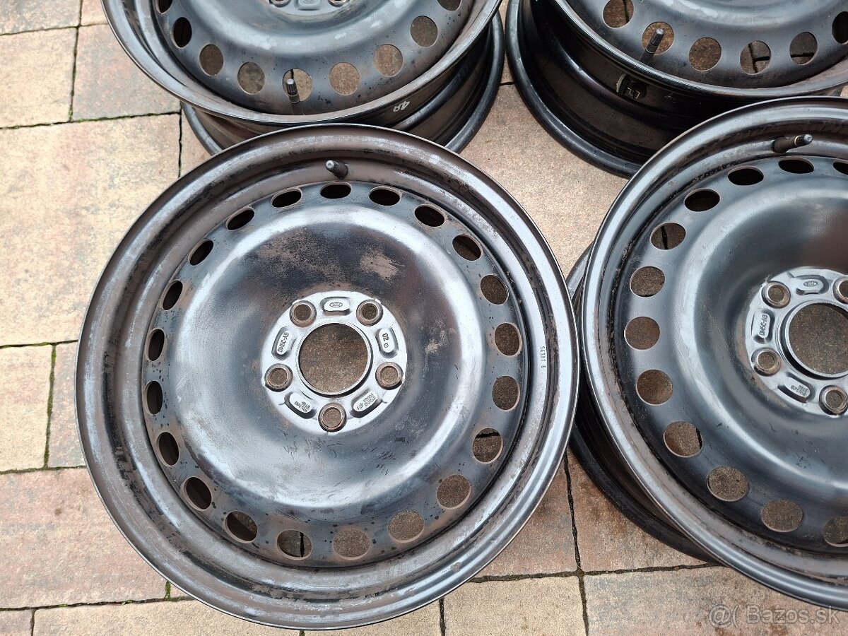 Predám plech.disky Ford--R16 - 2