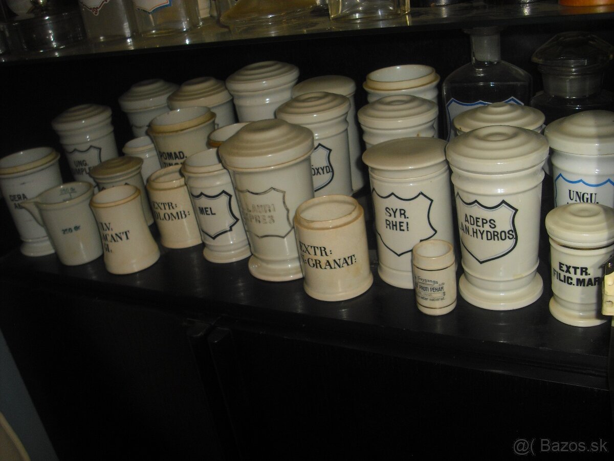Predam zbierka starozitna lekarenska nadoba, flaska... - 2