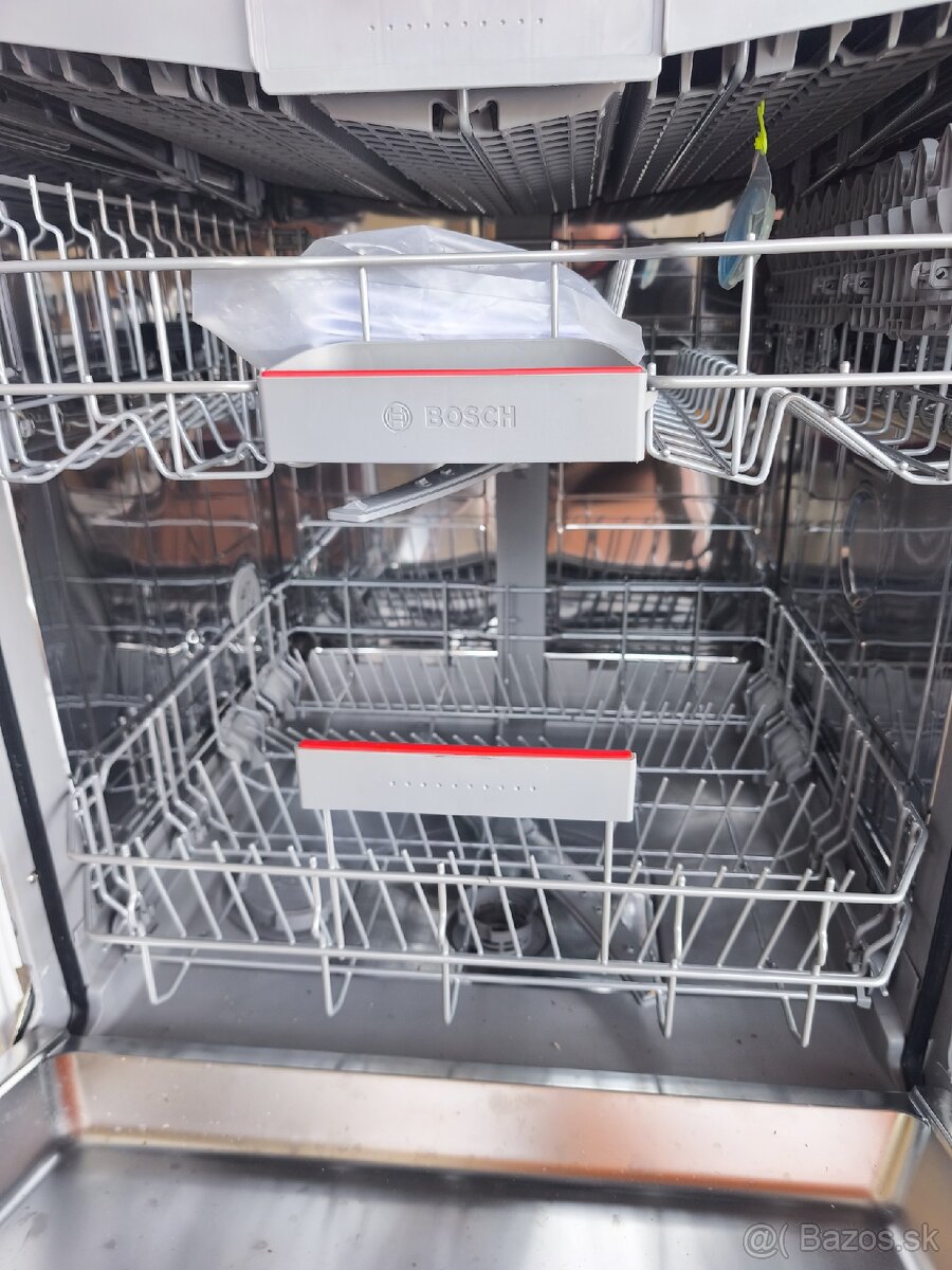 Umývačka riadu 60cm vstavana - 2