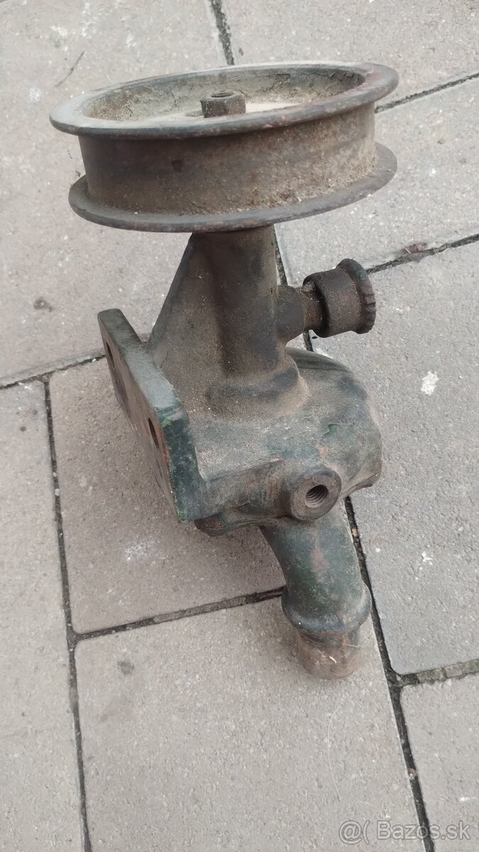 Slávia vodná pumpa - 2