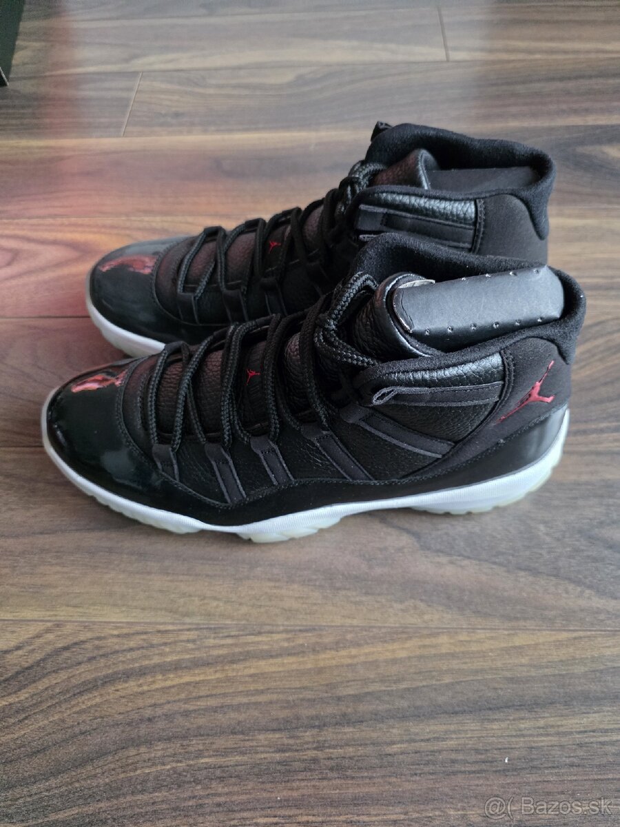 AIR JORDAN 11 RETRO 72-10 - 2