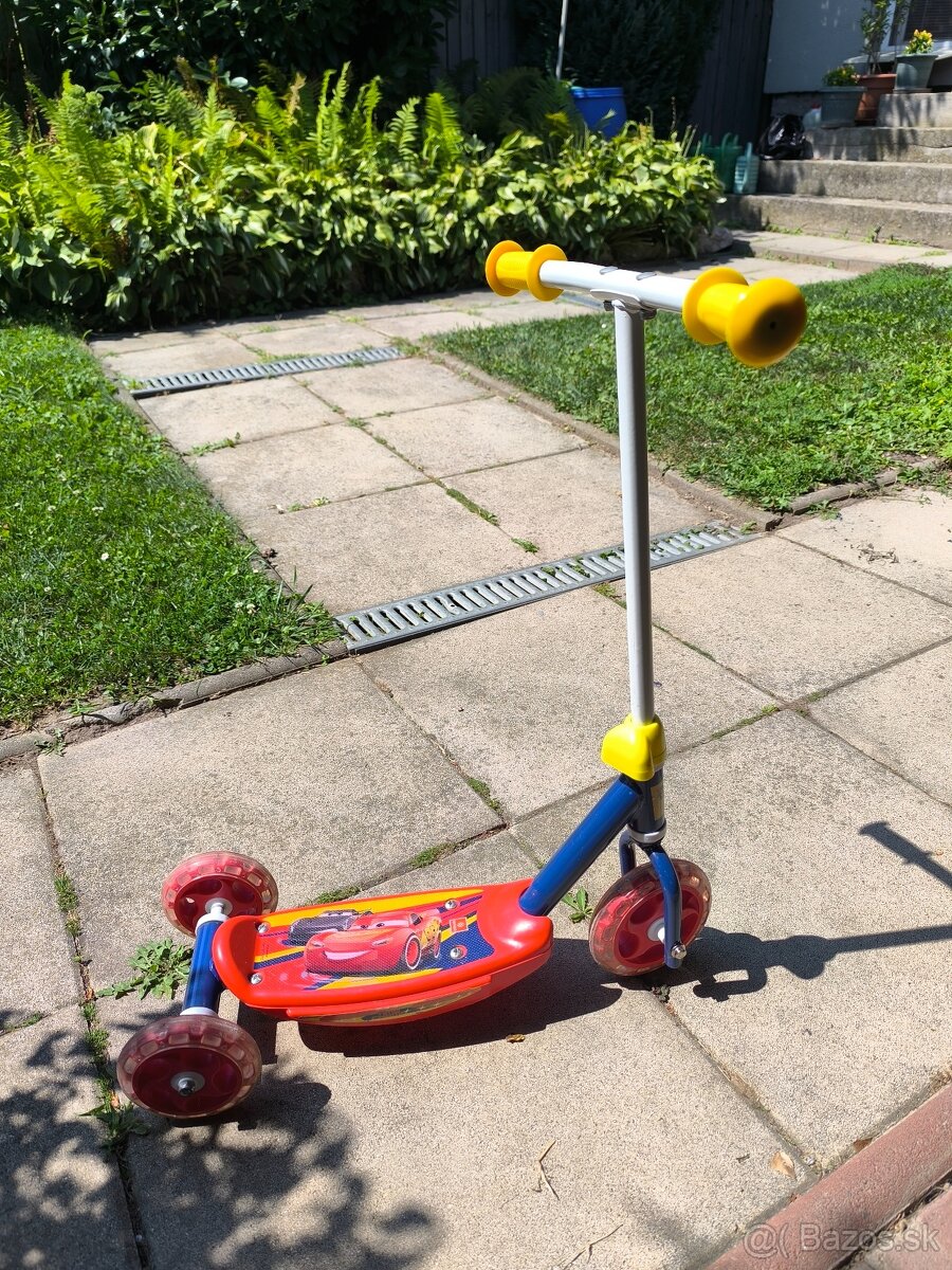 Kolobežka Mondo Cars + prilba - 2