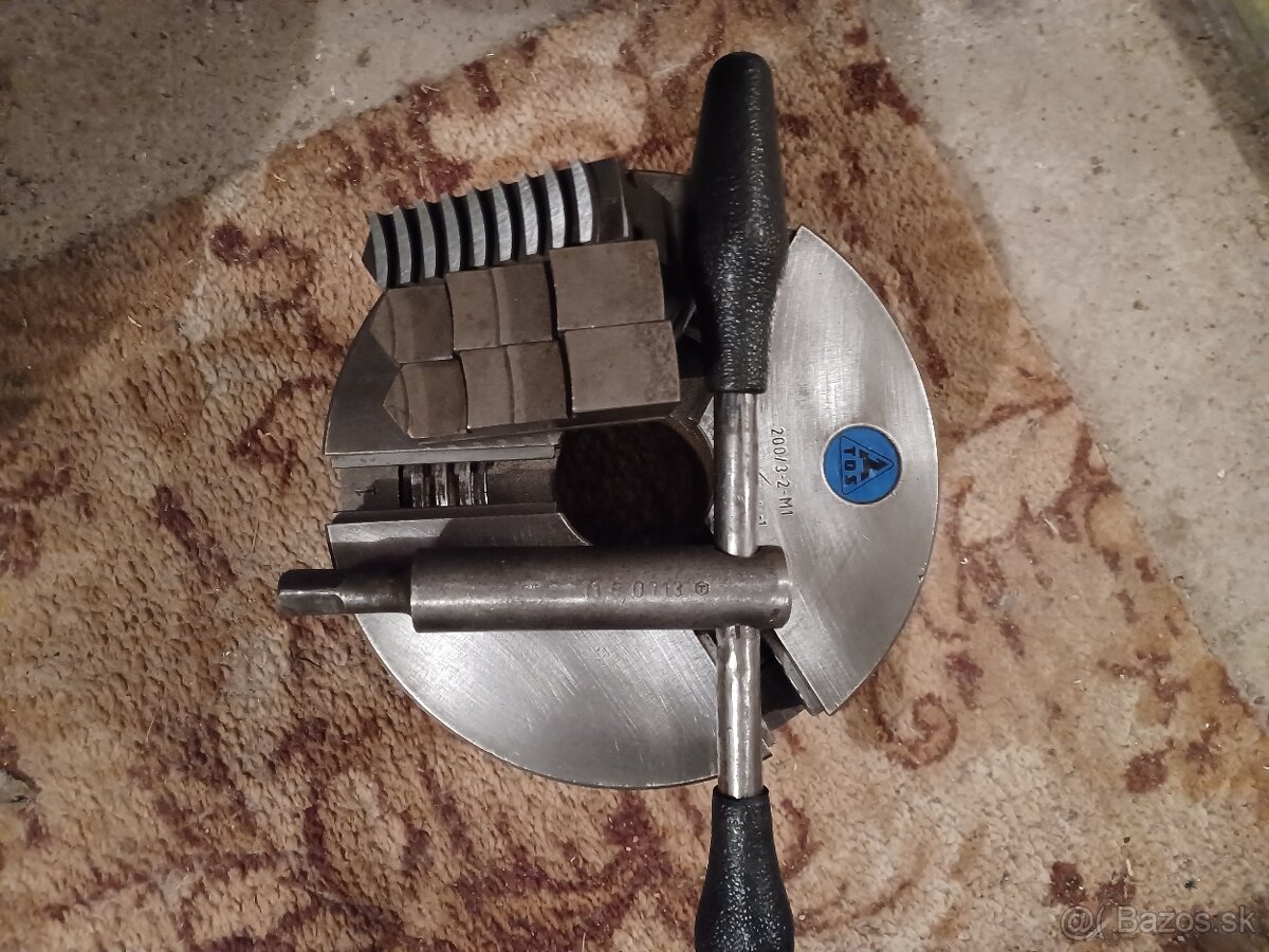 Univerzálne skľučovadlo priemer 200/3. - 2