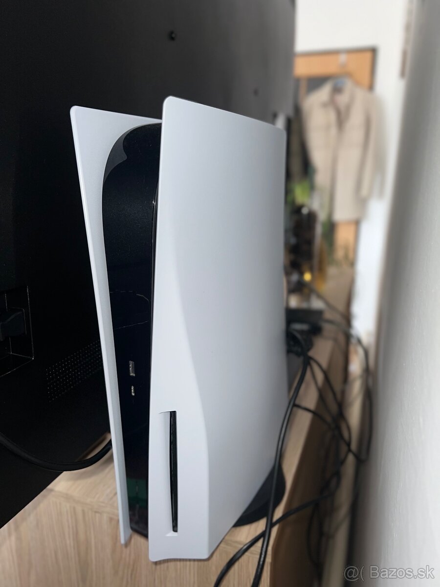 Playstation 5 s mechanikou - 2