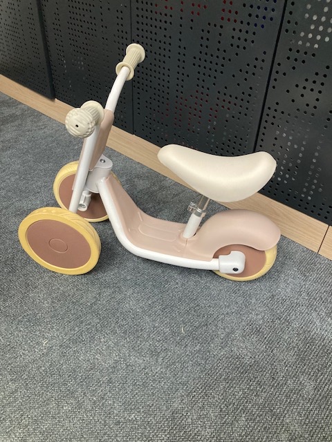 Detské odrážadlo 2v1 Darlingo - 2