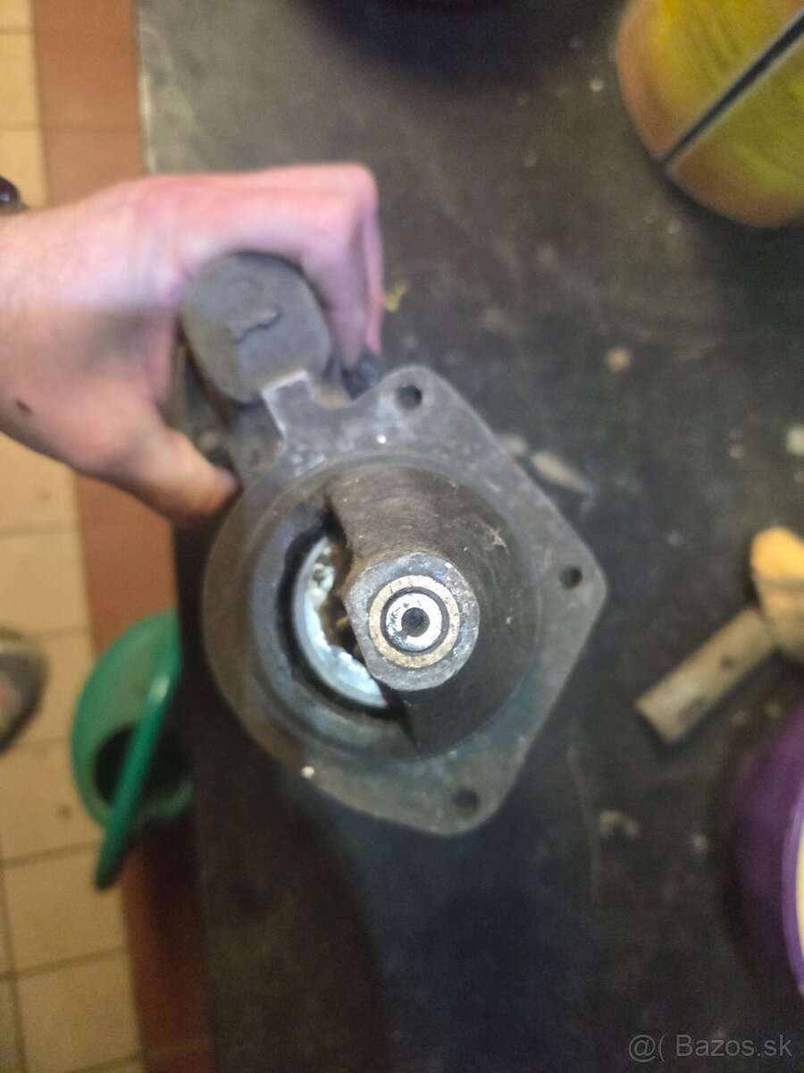 Štarter lada niva - 2