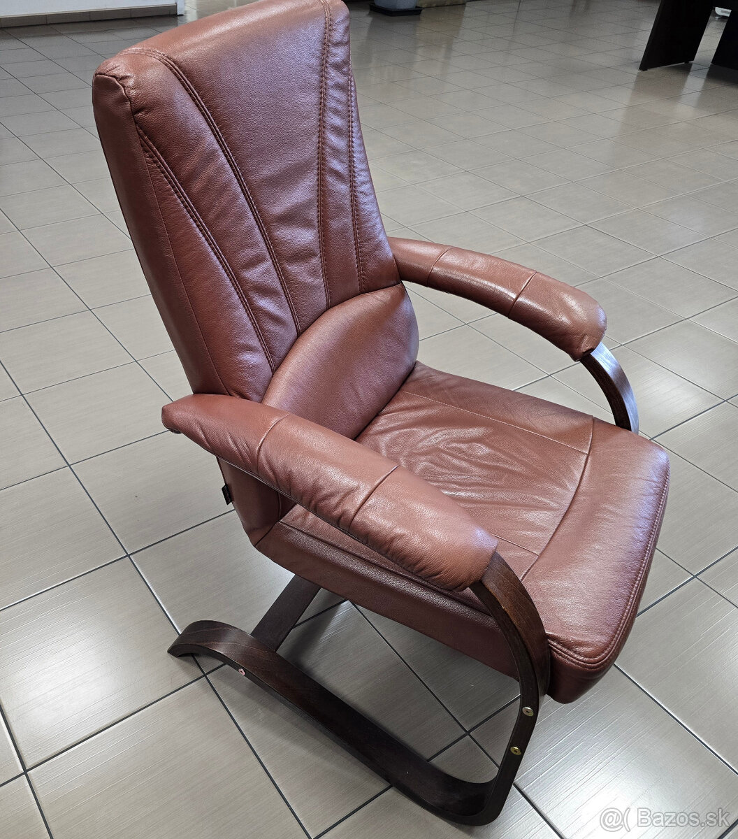 Konferenčný set - kreslá a stolík - 2