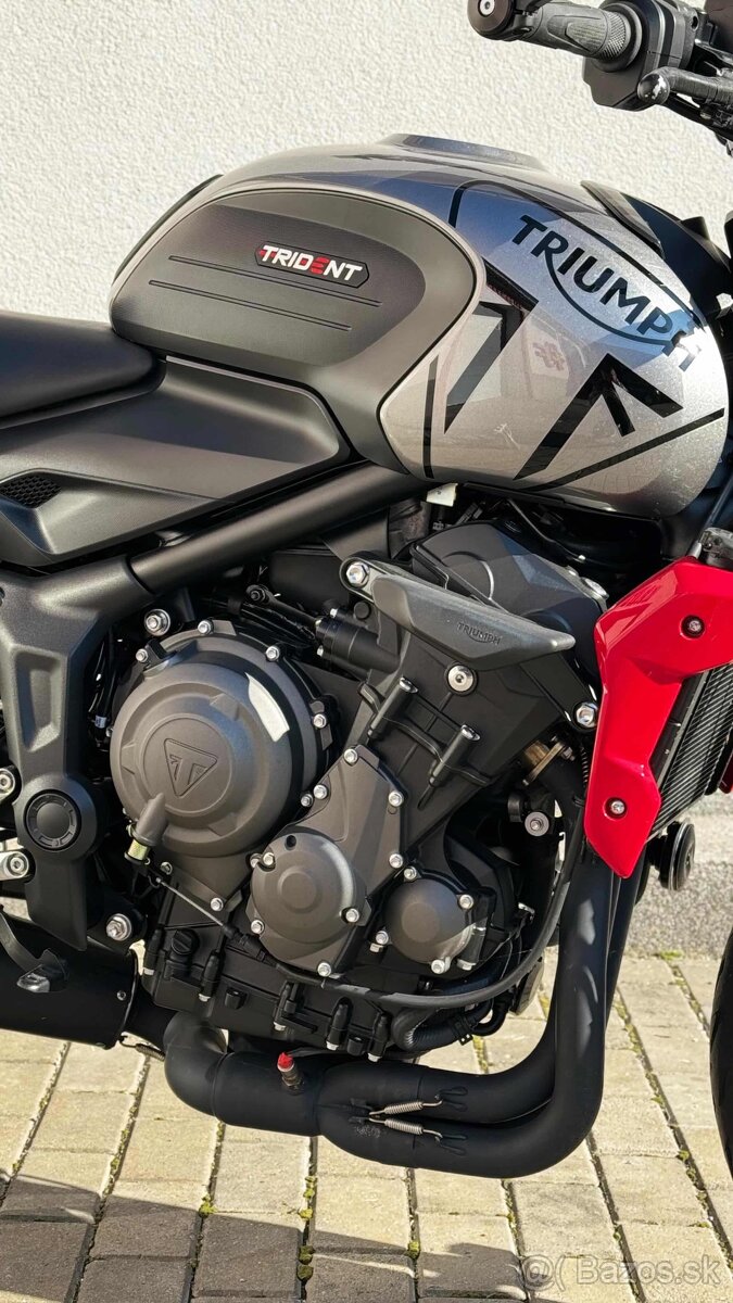 Triumph Trident 660 - 2
