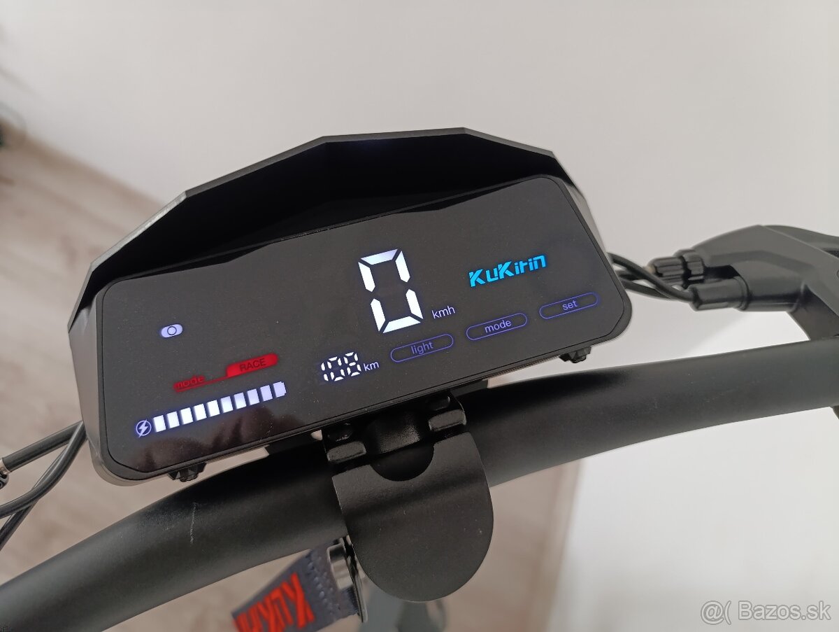 Elektrická kolobežka Kukirin G2 - 2