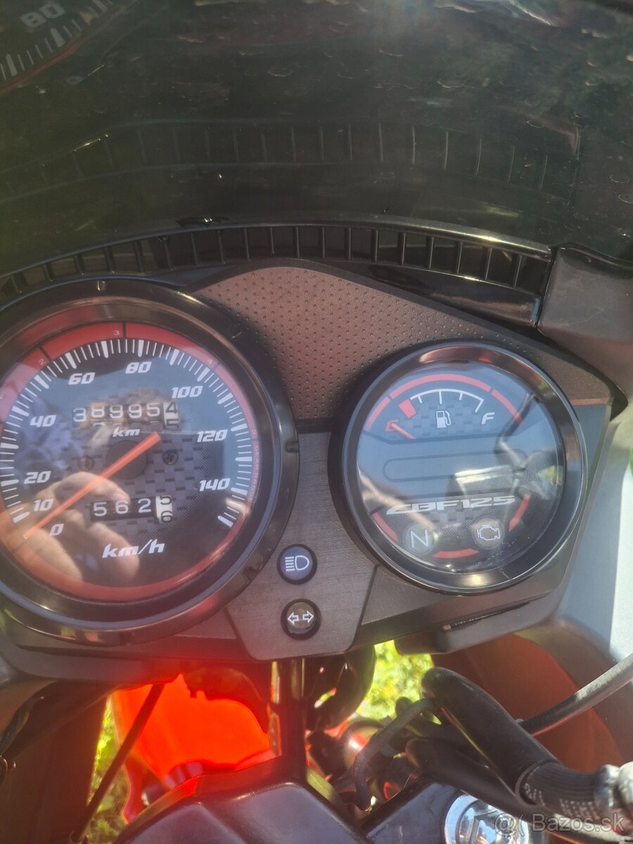 Honda 125 cbf - 2