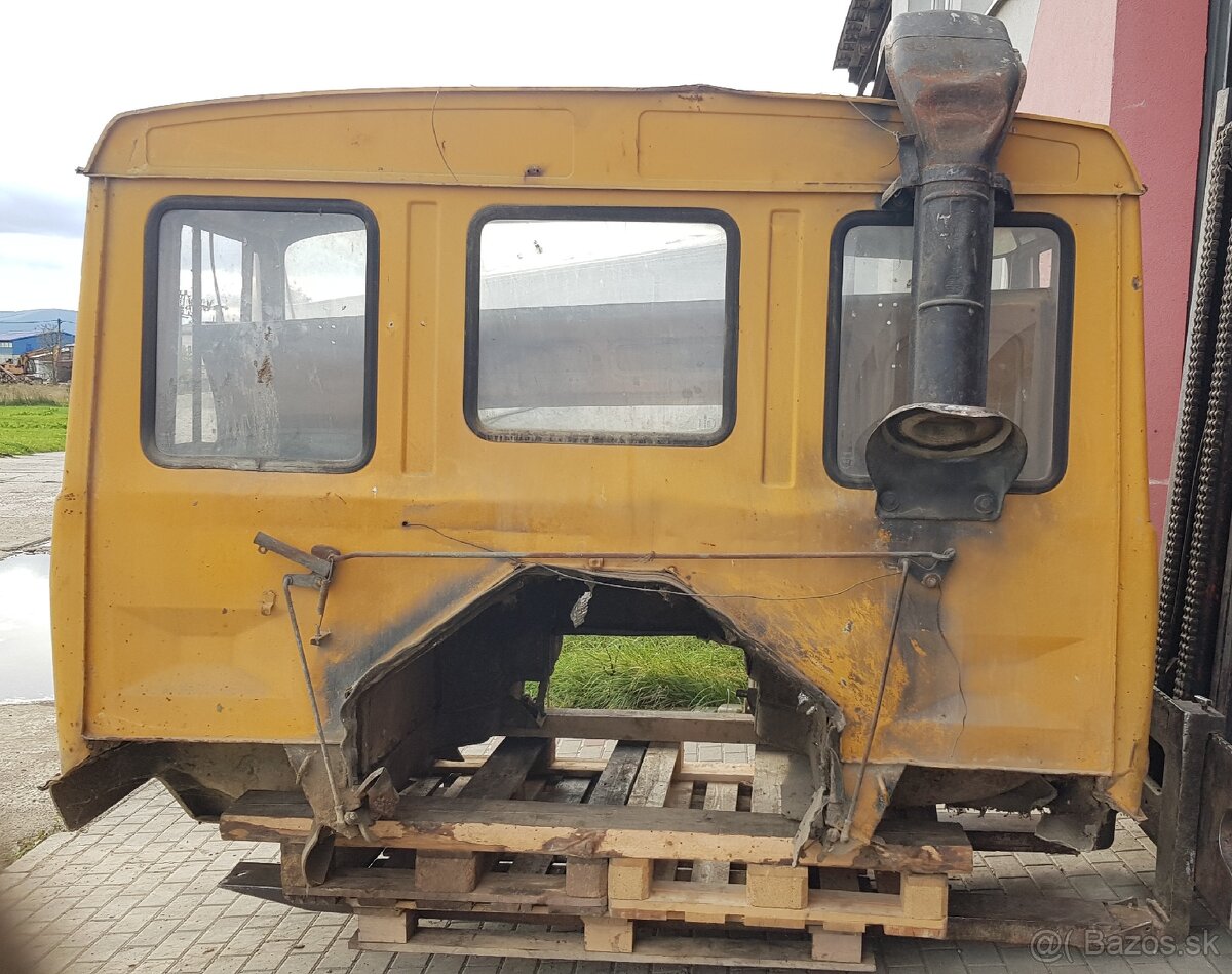 Kabina TATRA 815 - 2