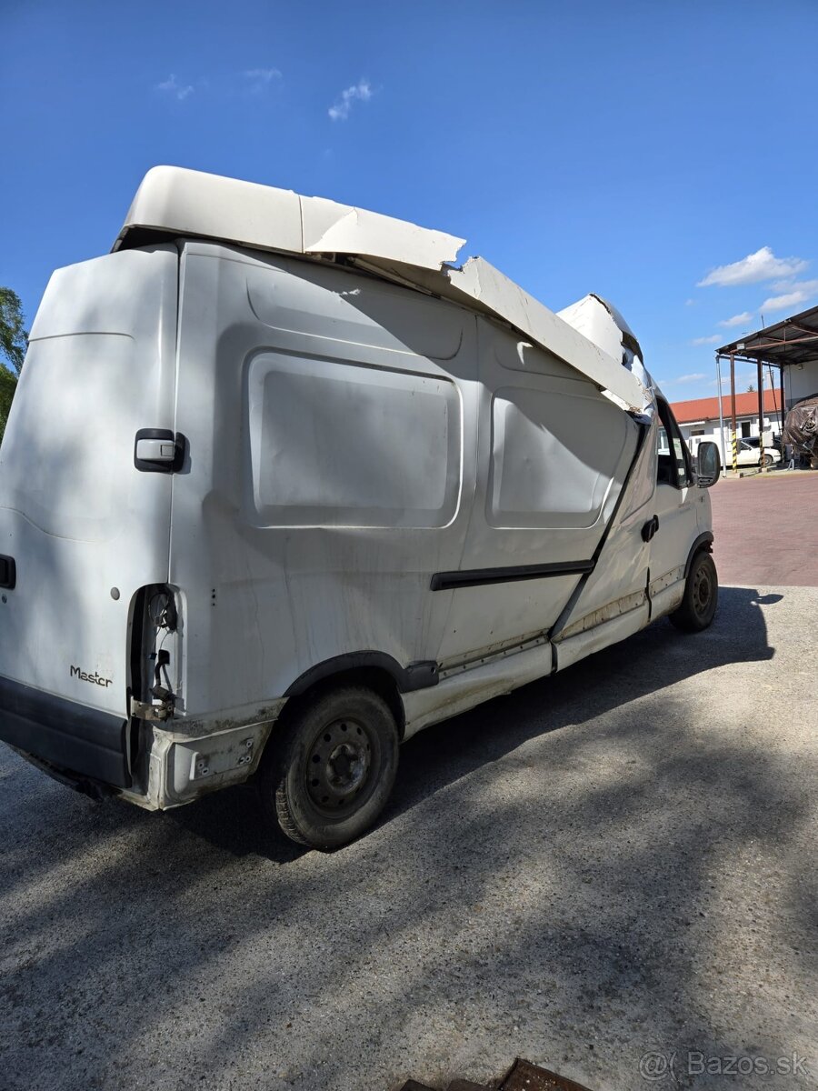 Renault Master 2006 havarovaný - 2