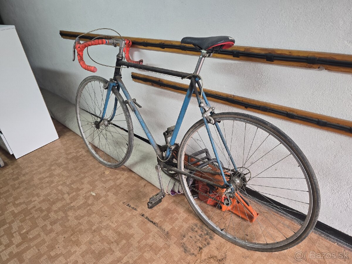 Retro cestný bicykel - 2