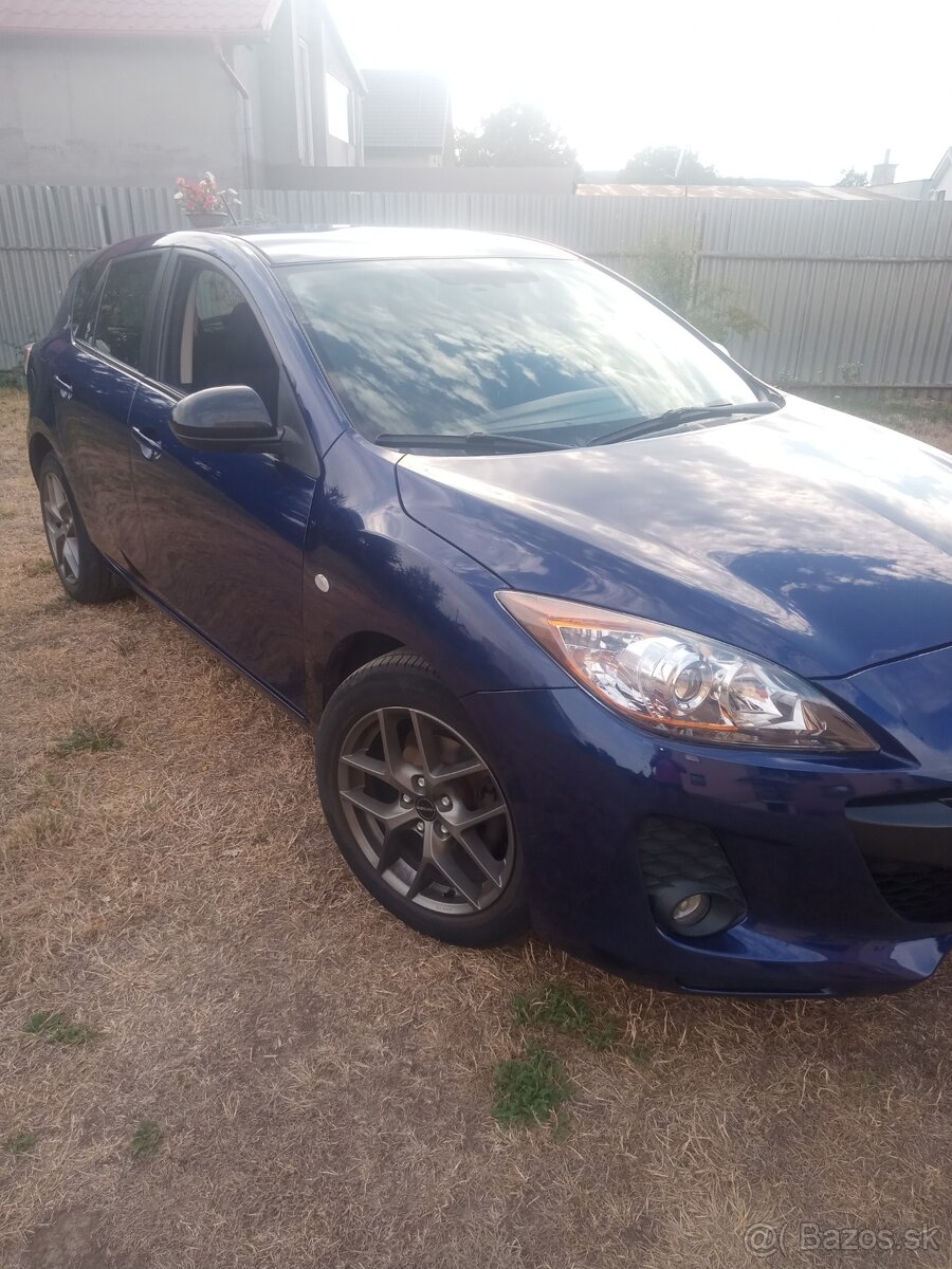 Mazda 3 - 2