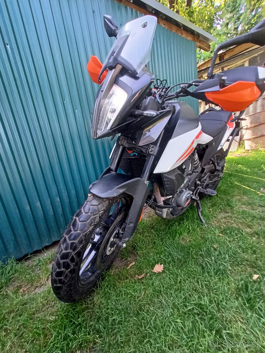 KTM ADVENTURE 390