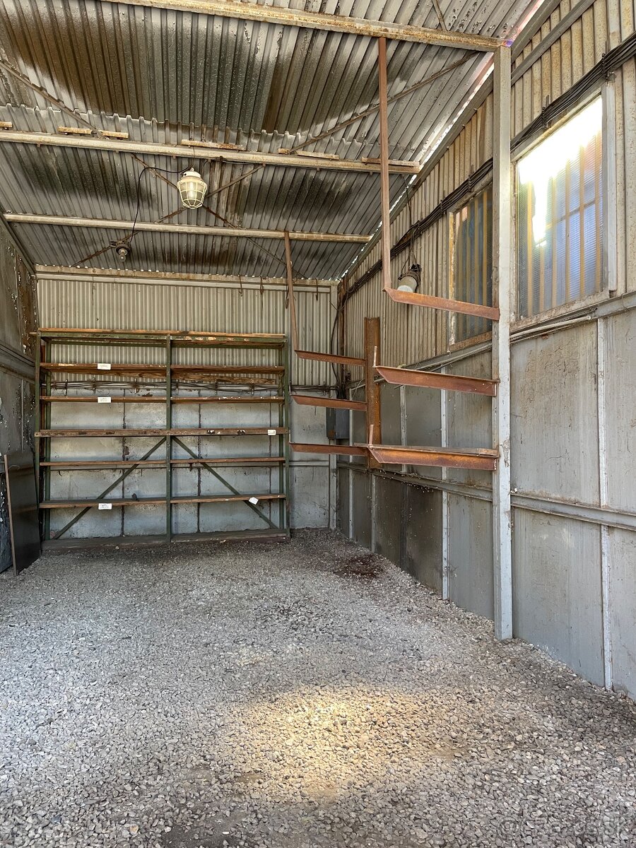 Garáž 38 m2 na prenájom - 2