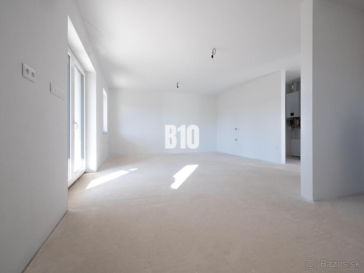 NOVOSTAVBA 4-izbového rodinného domu v Kozárovciach - 2