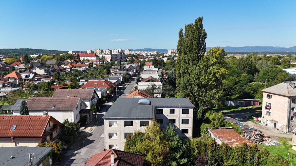 BYTOVÝ DOM V MESTE LUČENEC - 2