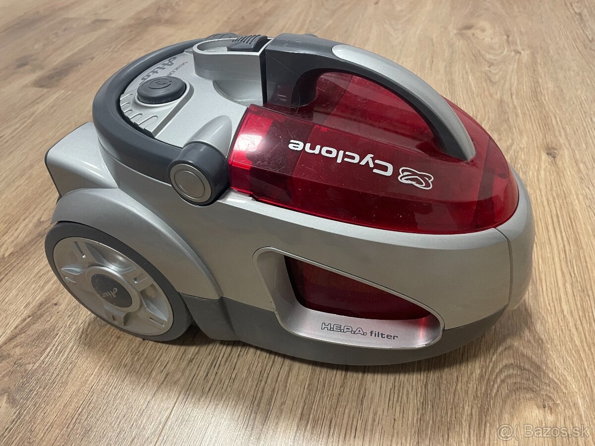 vysávač Sencor SVC 730RD - 2