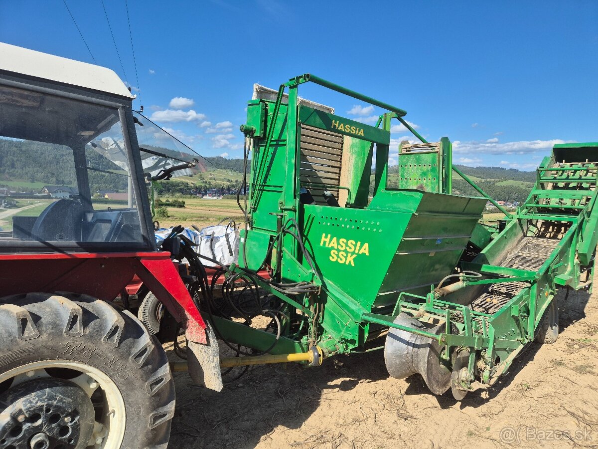 Zemiakovy kombajn hassia ssk - 2