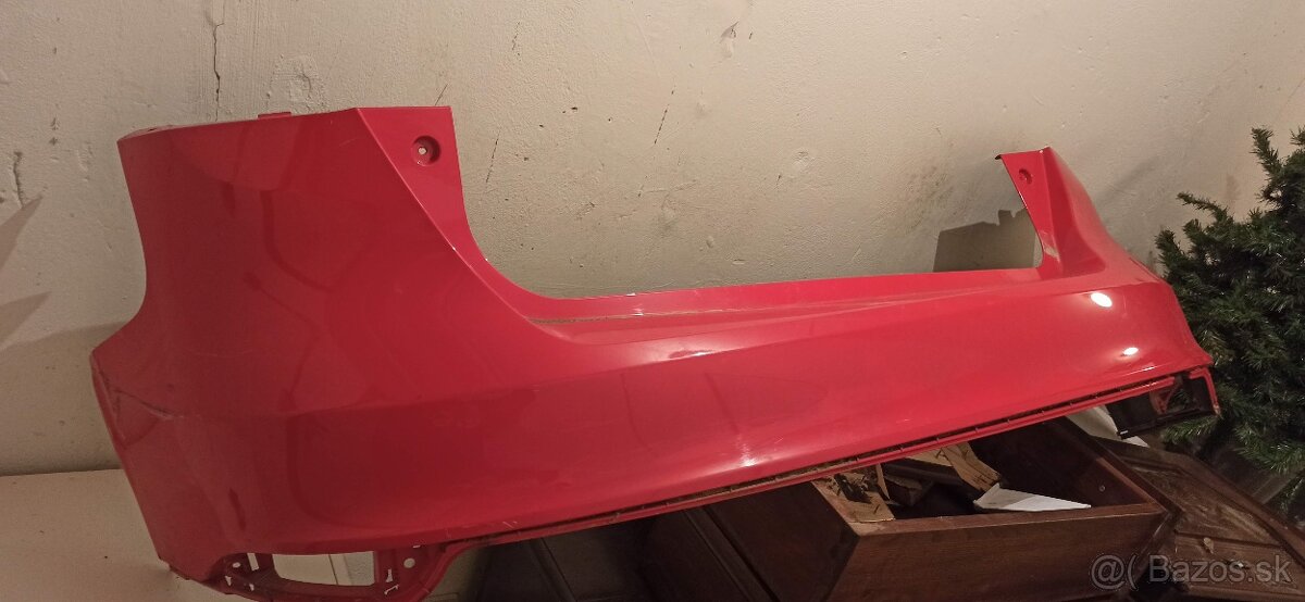 FORD Focus nárazník zadný - 2