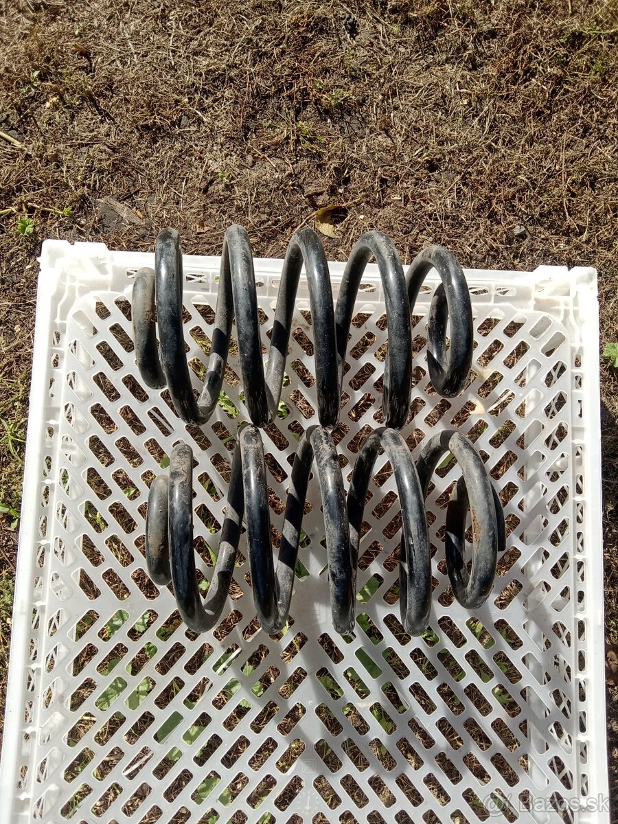 Renault Thalia 1.4 55kw benzín 1 - 2