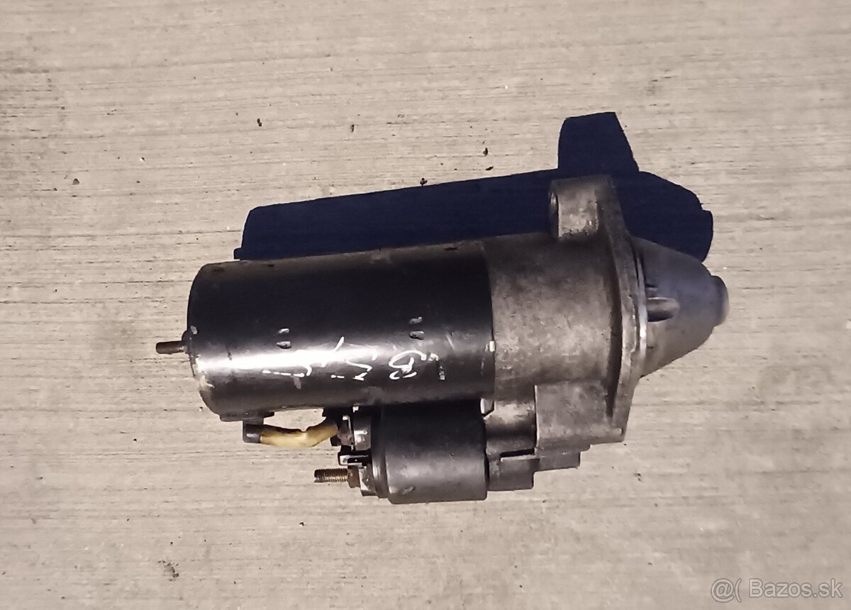 Vw passat b 5.5-spätné zrkadlo,štarter,ABS - 2