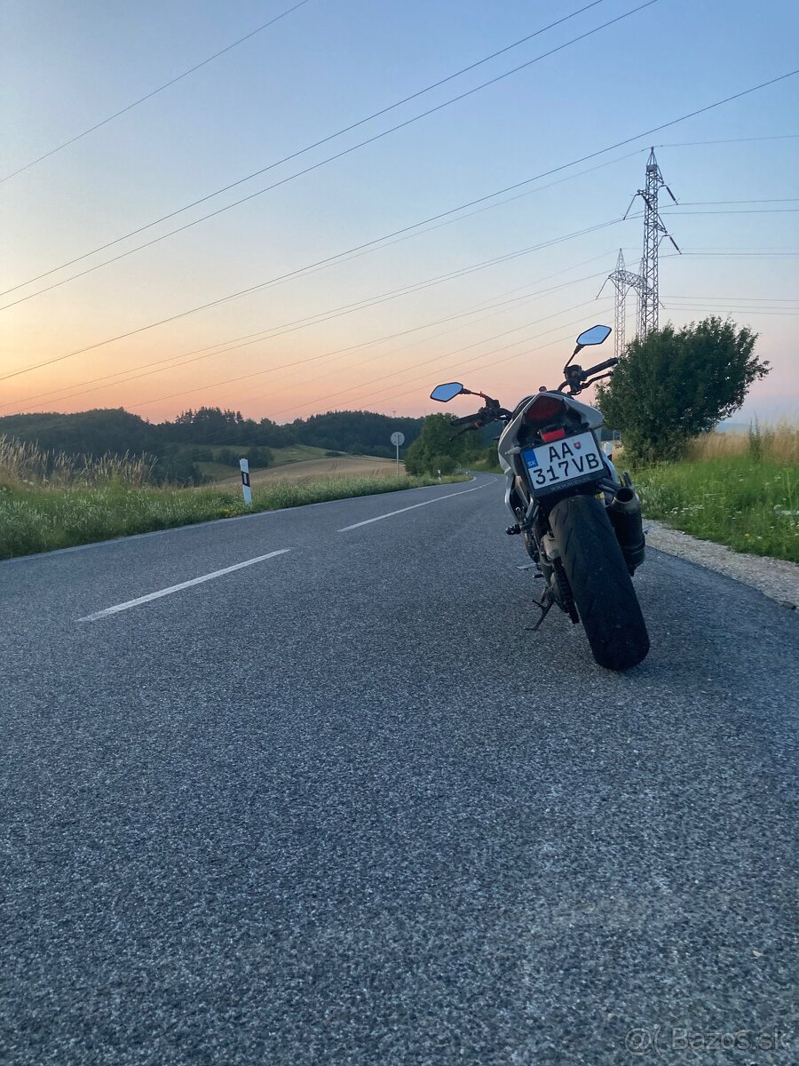 Honda CB1000R - 2