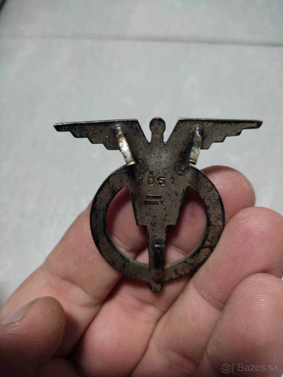 2 letecké odznaky pilot CSLA - 2