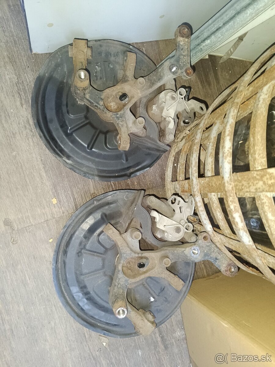 Otoče škoda Superb 2 2.0tdi - 2