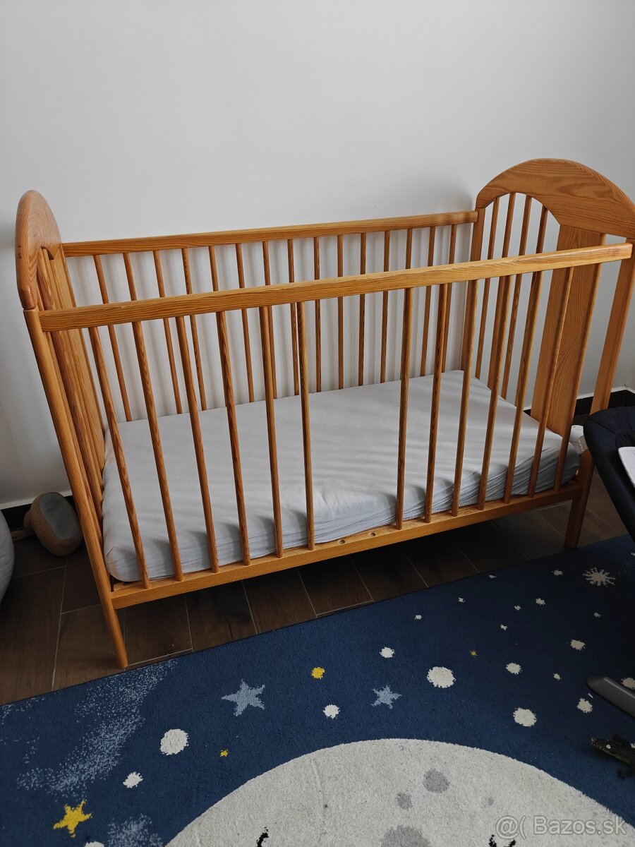 Predám detskú postieľku s madracom - 2