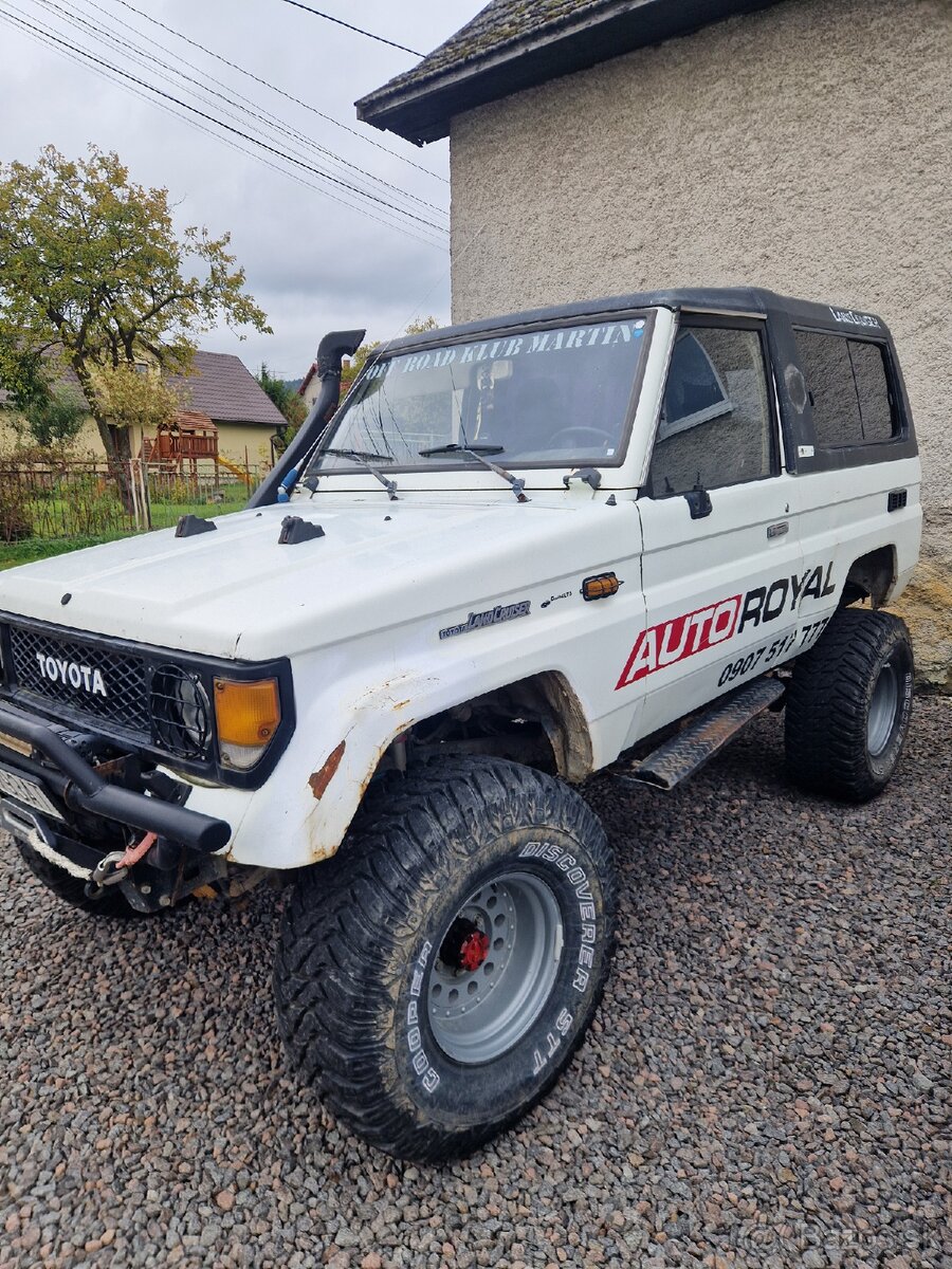 Toyota Land Cruiser 73 3.0 TD - 2