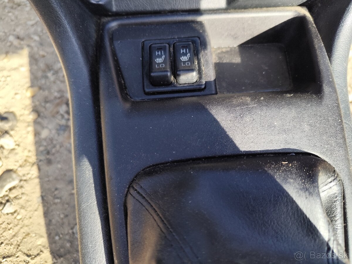 Vyhrievané kožené sedadlo Pinin - 2