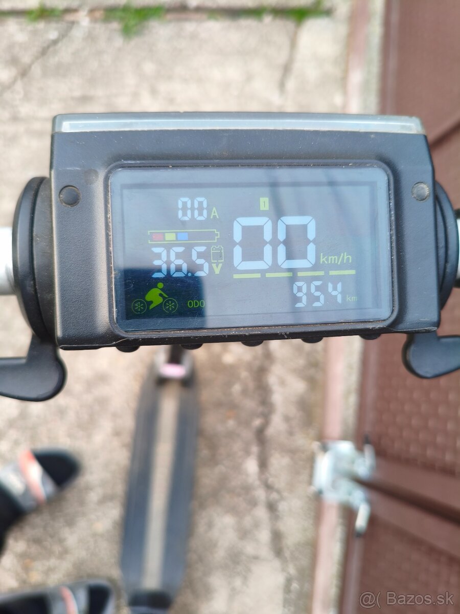 Elektricka kolobezka - 2