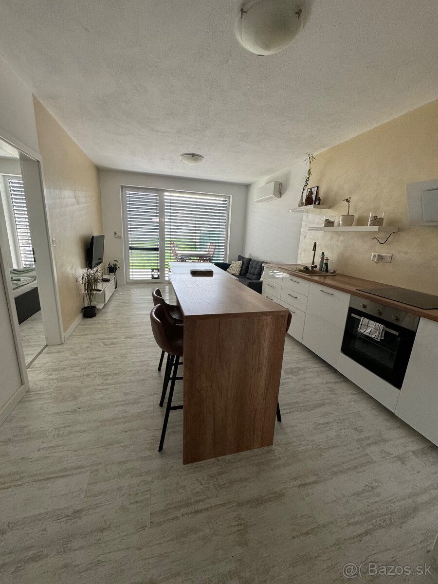 3-izbový byt na Slnečných jazerách - 2