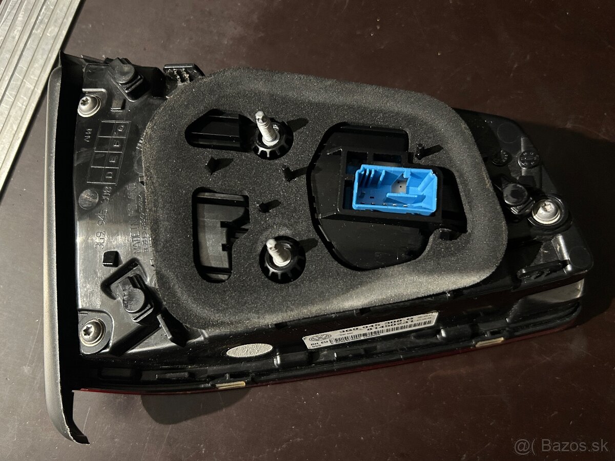 VW Passat R-Line Rear Light - 2