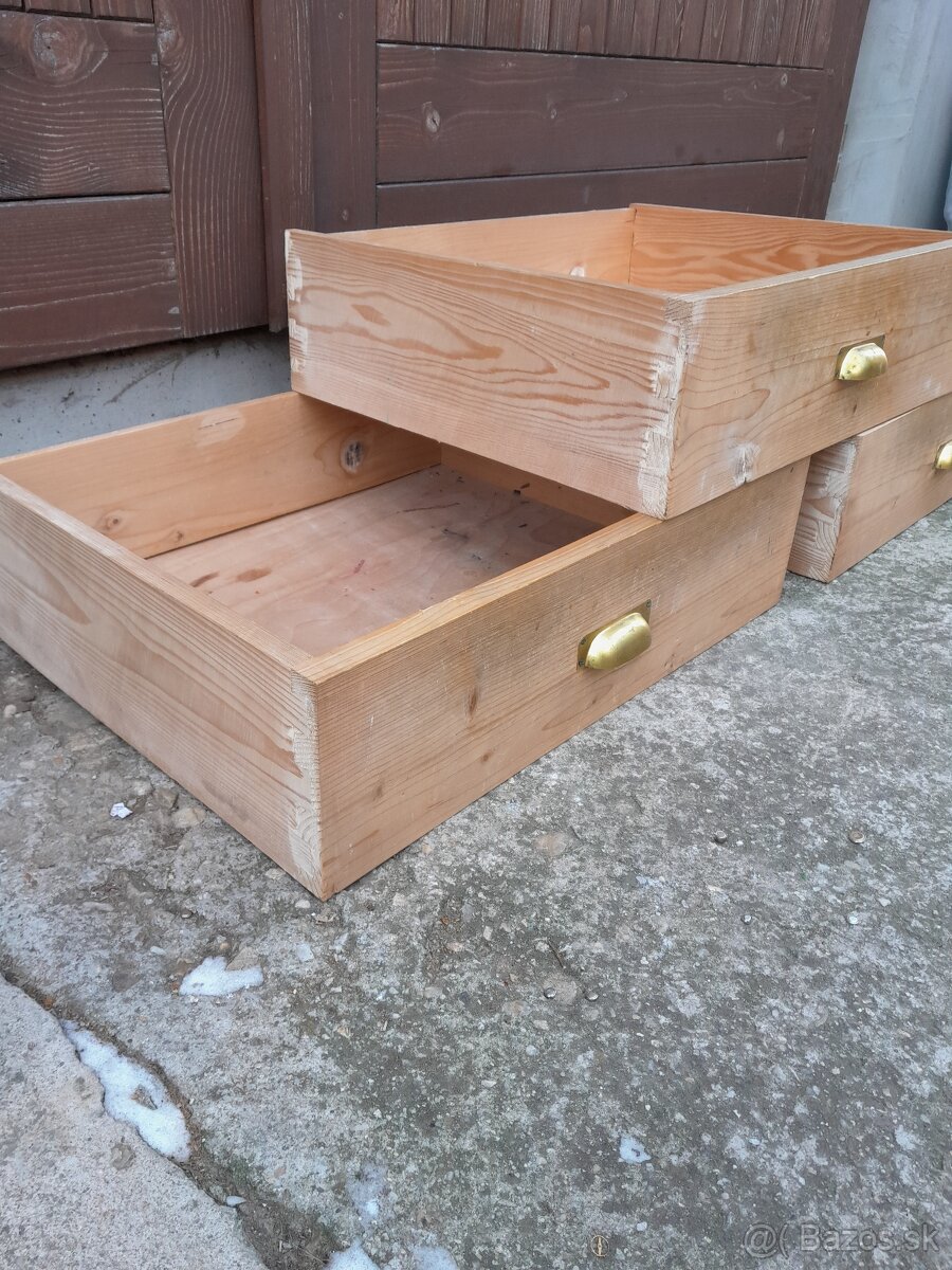 Prdám šuplíky, šuplík - 2