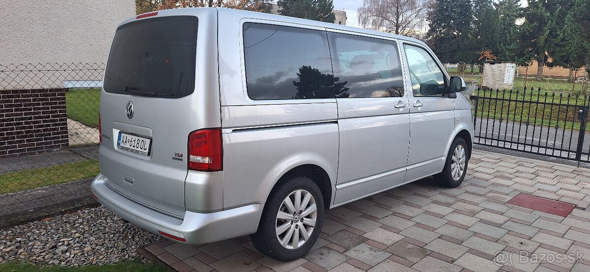 Volkswagen Multivan 2.0 tdi Highline - 2